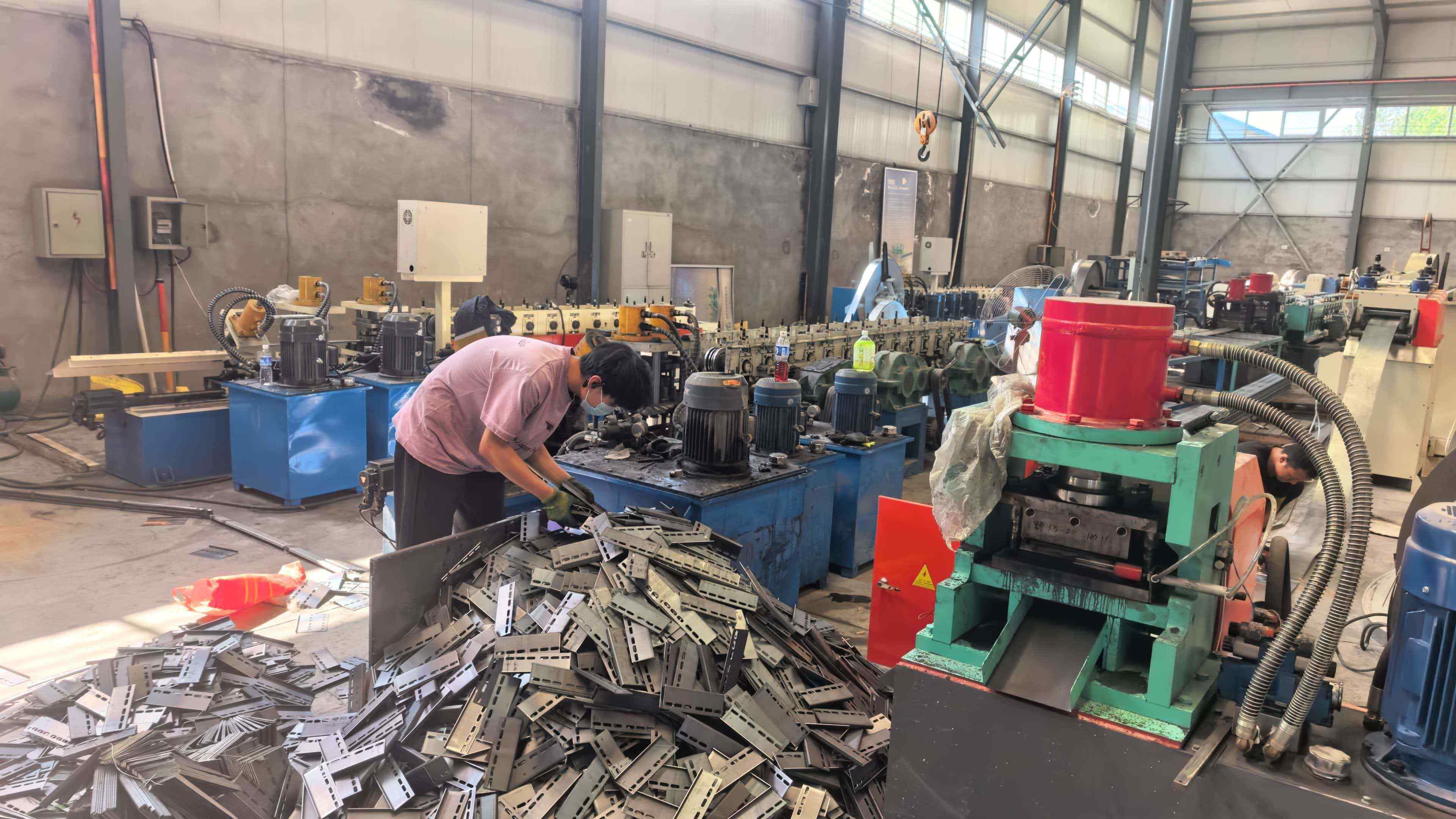汕头市铝合金桥架锌铝镁桥架 - 厂家